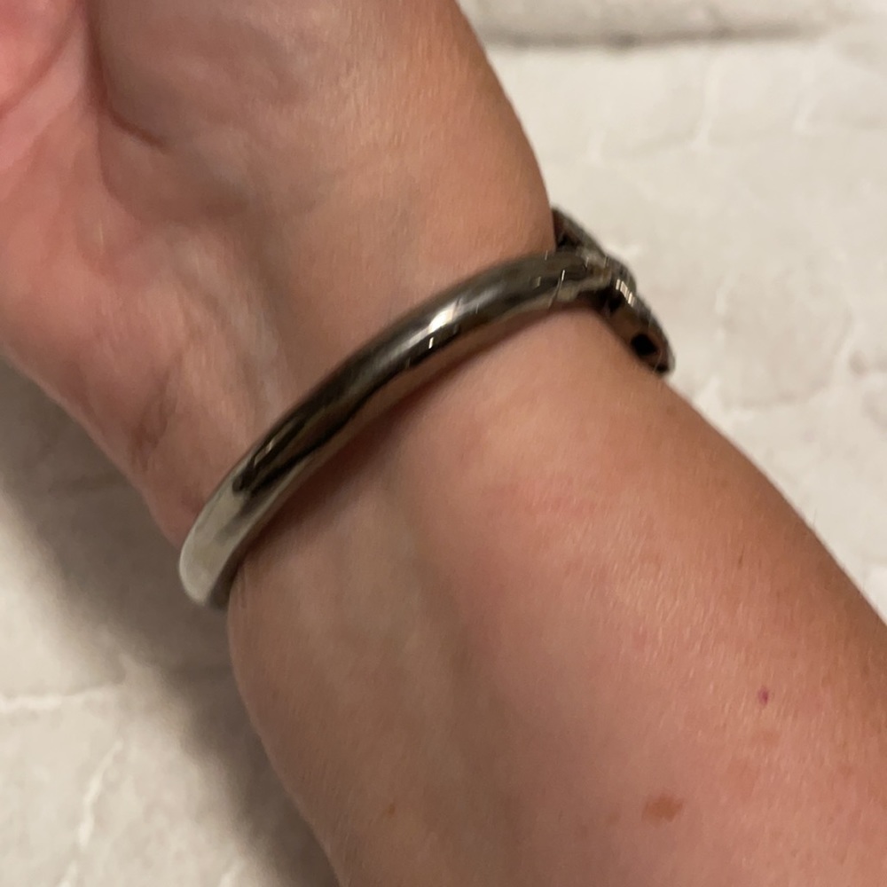 Diamond Silver Leaf Pattern Bracelet - image 7